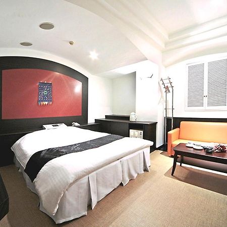 Hotel Lala Minato - Adult Only Нагоя Экстерьер фото